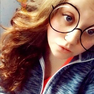 Meet your Posher, Rebecca